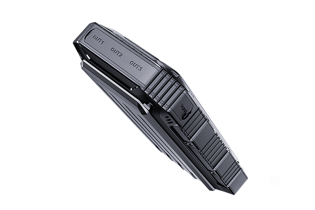 ES960SL（意向互动太阳能自带线）移动电源